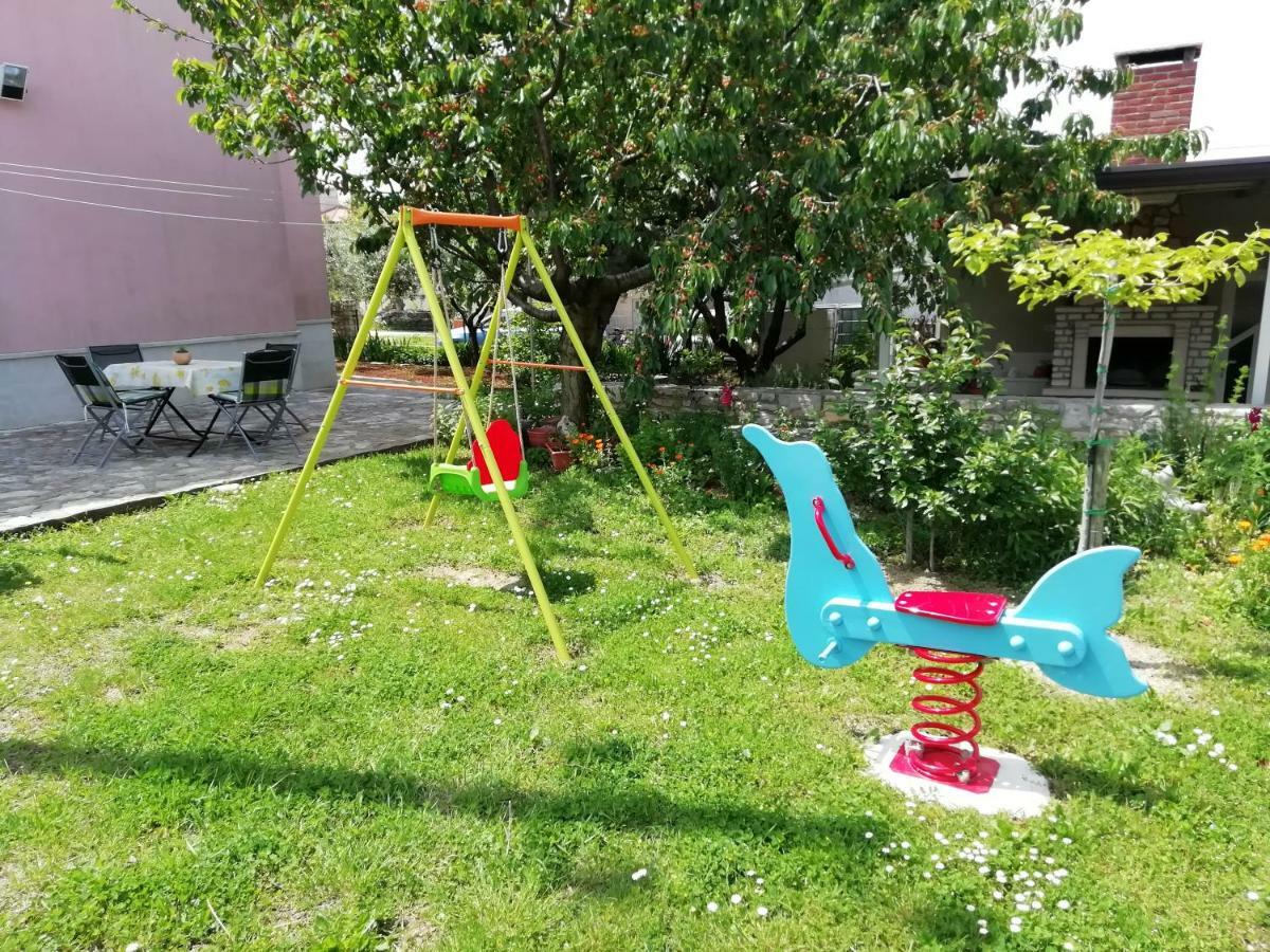 Apartmani Vesna Buje Kültér fotó